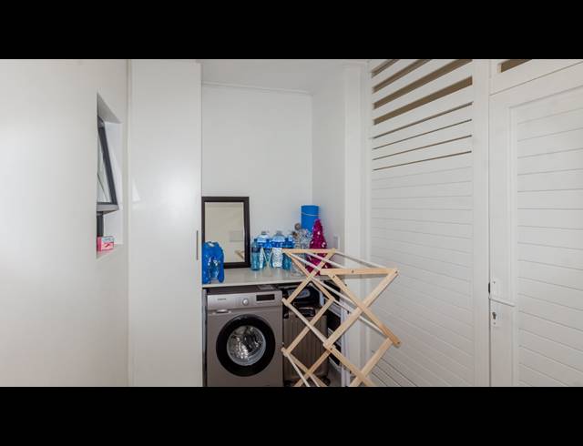 1 BEDROOM APARTMENT TO LET IN UMHLANGA RIDGE